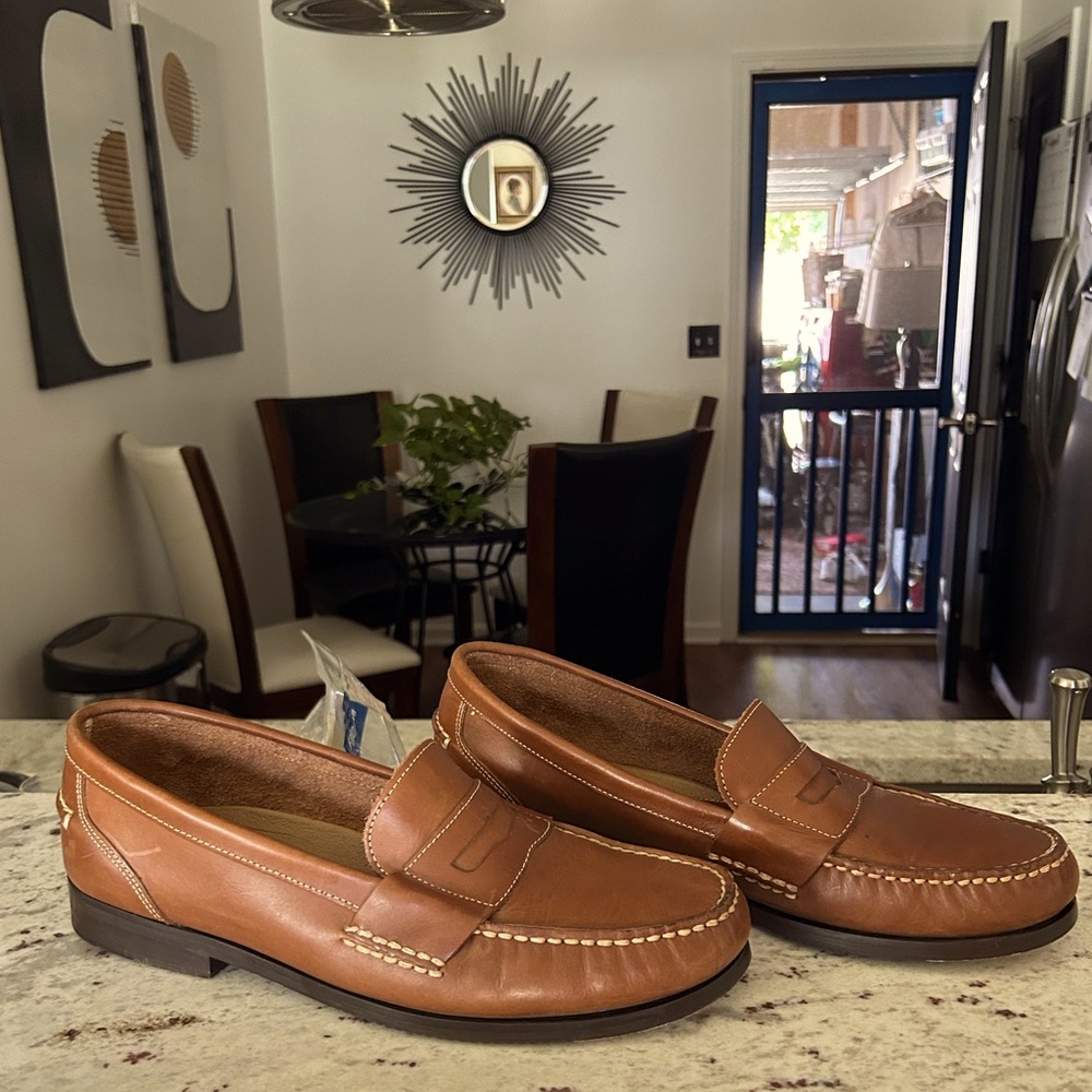 FREE DRESS SHIRT/SADDLEBRED WAYNE MEN LOAFERS